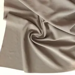 裏地　ベージュ系ニット