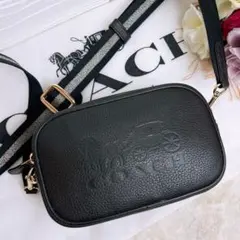 極美品☆COACHコーチ 2wayショルダーカメラバッグ ブラック レザーのサムネイル