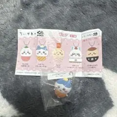 ちいかわ　くら寿司　ハチワレ　フィギュア