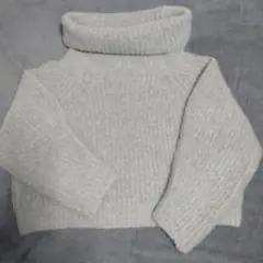 earth☆タートルネックニット