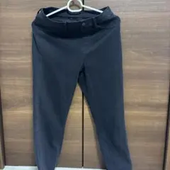 ユニクロ　ブラック スキニーパンツ アンクルタイプ　S