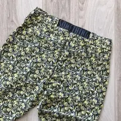 新品タグ付き◾️somethingサムシングクロップドパンツ？ストレッチパンツ花柄