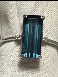 Item thumbnail for item 7f065b64-743f-49e5-995c-b362035e3d5a