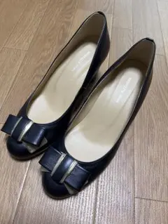 リボン装飾 ブラック パンプス ヒール