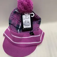 Nike ポンポン付きニット帽 ピンク