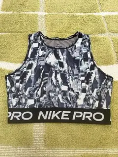 Nike Pro タンクトップ クロップド Ｌサイズ