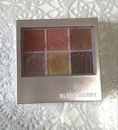 BLEND BERRY アイシャドウパレット 001 コーセーのサムネイル