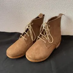 Item thumbnail for item c6d4d648-be97-44f7-8597-189f961400ec