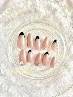 フレンチ　ポイント　アーモンド　オフィス　カジュアル　ネイルチップ