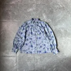 青 グリーン 花柄ブラウス バルーンスリーブ スモッキング襟