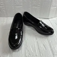 パンジー pansy 防水 パンプス 軽量 エナメル　幅広 24㎝ 3E 黒のサムネイル
