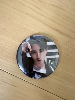 INI 許豊凡　フェンファン　缶バッジ