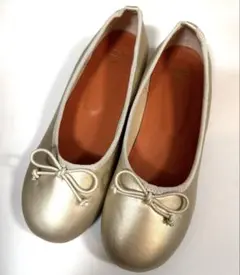 Item thumbnail for item ffb23744-6bfc-47ab-9c18-afdca55d1807