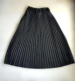 美シルエット✨ジーナシス 光沢プリーツスカート ロング 黒 ゴールド 夏服のサムネイル
