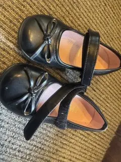 黒いリボン付きフォーマルシューズ　入園式　卒園式