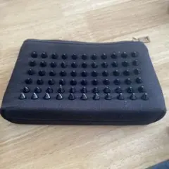 ディアベル（DIAVEL）スタッズ付きクラッチバッグ ポーチ ブラック