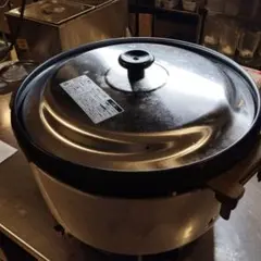 リンナイ業務用ガス炊飯器　RR-550ｃ　LPガス用　5.5升　10L　訳ありのサムネイル
