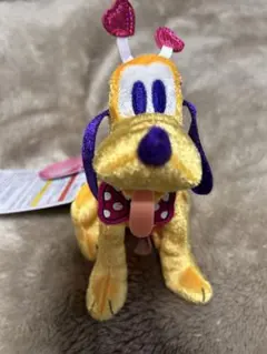 ディズニーパルパルーザ　ミニーのファンダーランド　プルート　ぬいぐるみバッジ