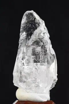 パキスタン スカルドゥ産 トレモライトインクォーツ