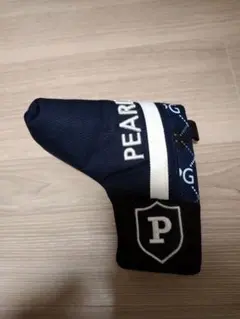 펄리 게이트 핀형 네이비 패턴 커버