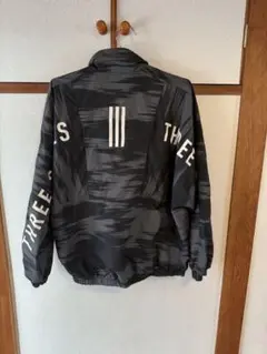 THREE STRIPES アディダス マストハブ グラフィックジャケット