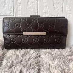 美品✨GUCCI シマ　ロゴプレート　ダークブラウン　メンズ　レディース　長財布