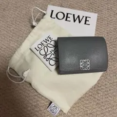 【MK♡さん専用】LOEWE ブラック 三つ折り財布 箱付き LOEWE レディース三つ折財布｜財布｜ファッション おすすめ人気
