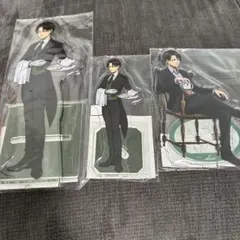 進撃の巨人　リヴァイ アクリルスタンド 3体セット