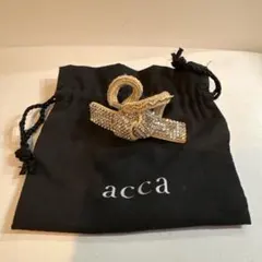 acca ベージュ ラインストーン ヘアクリップ - メルカリ