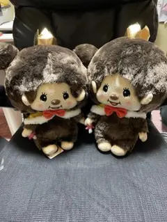 モンチッチアニバーサリーBIGぬいぐるみ 王冠付き　2種セットです。