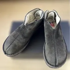 メンズClarks クラークス スリッポン ムートン スエード - メルカリ