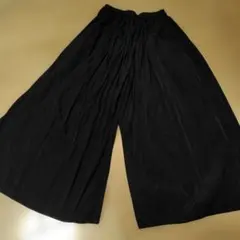 【美品】ユニクロ　ガウチョパンツ 　Sサイズ