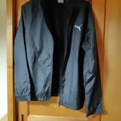 PUMA ブラックジャケット Mサイズ