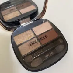 DECORTE コントゥアリング　アイシャドウ　012