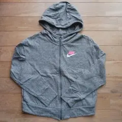 Nike フード付きグレー パーカー　140cm