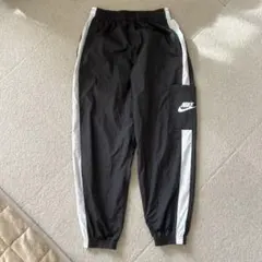 NIKE ブラックジャージパンツ Sサイズ