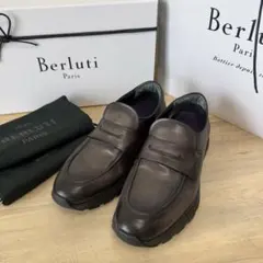 【現行品•極美品】Berlutiファストトラックローファー8½ (28cm相当)のサムネイル
