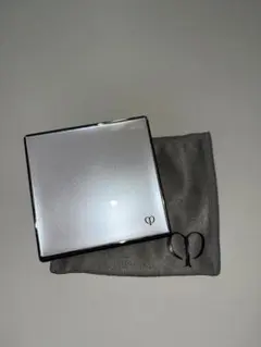 クレ・ド・ポー ボーテ パウダーファンデーション