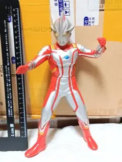 非売品 アミューズ限定　ウルトラマンメビウス　フィギュア　28