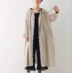 ★美品★nest Robe ネストローブ　リネンスモックドレスのサムネイル