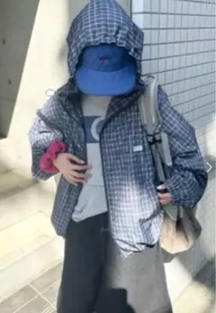 ナイロンジャケット フード付き グレー系チェック