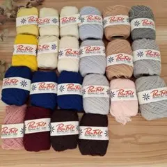 【未使用品】　毛糸　極細　ウール100%　まとめ売り　純毛毛糸