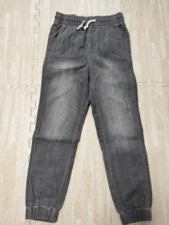 《新品未使用》グレー デニム ジョガーパンツ