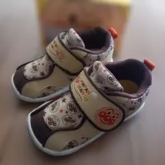 アンパンマンベビーシューズ⭐14.5