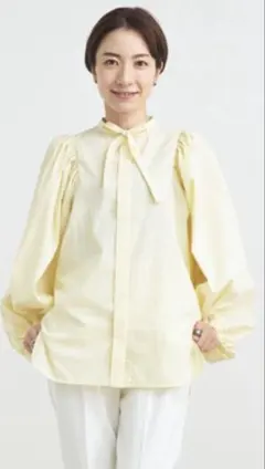 2026年最新】yori ブラウス リボンの人気アイテム - メルカリ
