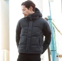 フード付きダウンジャケット ダウンジャケット