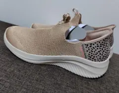 SKECHERS Slip-ins スニーカー ピンクベージュのサムネイル