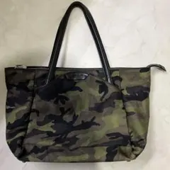 ペッレモルビダ PELLEMORBIDA カモフラトート