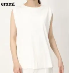 【emmi(エミ)】ノースリトップス ※新品未使用のサムネイル