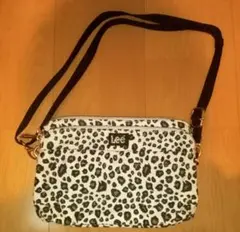 Lee ショルダーバッグ　ポシェット　ボディバッグ　レオパード柄